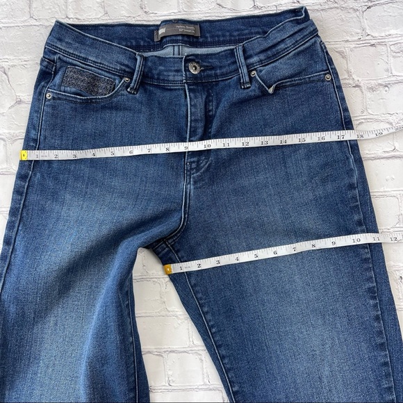 Levi's Women’s 512 Perfectly Slimming Straight Leg Jeans Medium Wash Sz 29 x 32 - Picture 13 of 13
